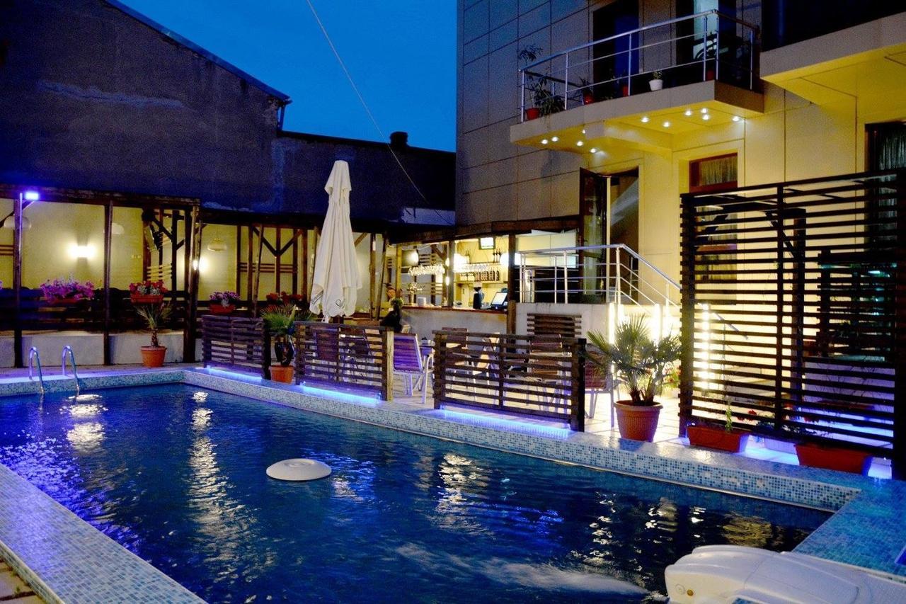 Hotel Lido ไกรโอวา ภายนอก รูปภาพ